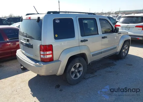 2008 Jeep Liberty Sport z USA, uszkodzony, nr VIN 1J8GN28K48W154763